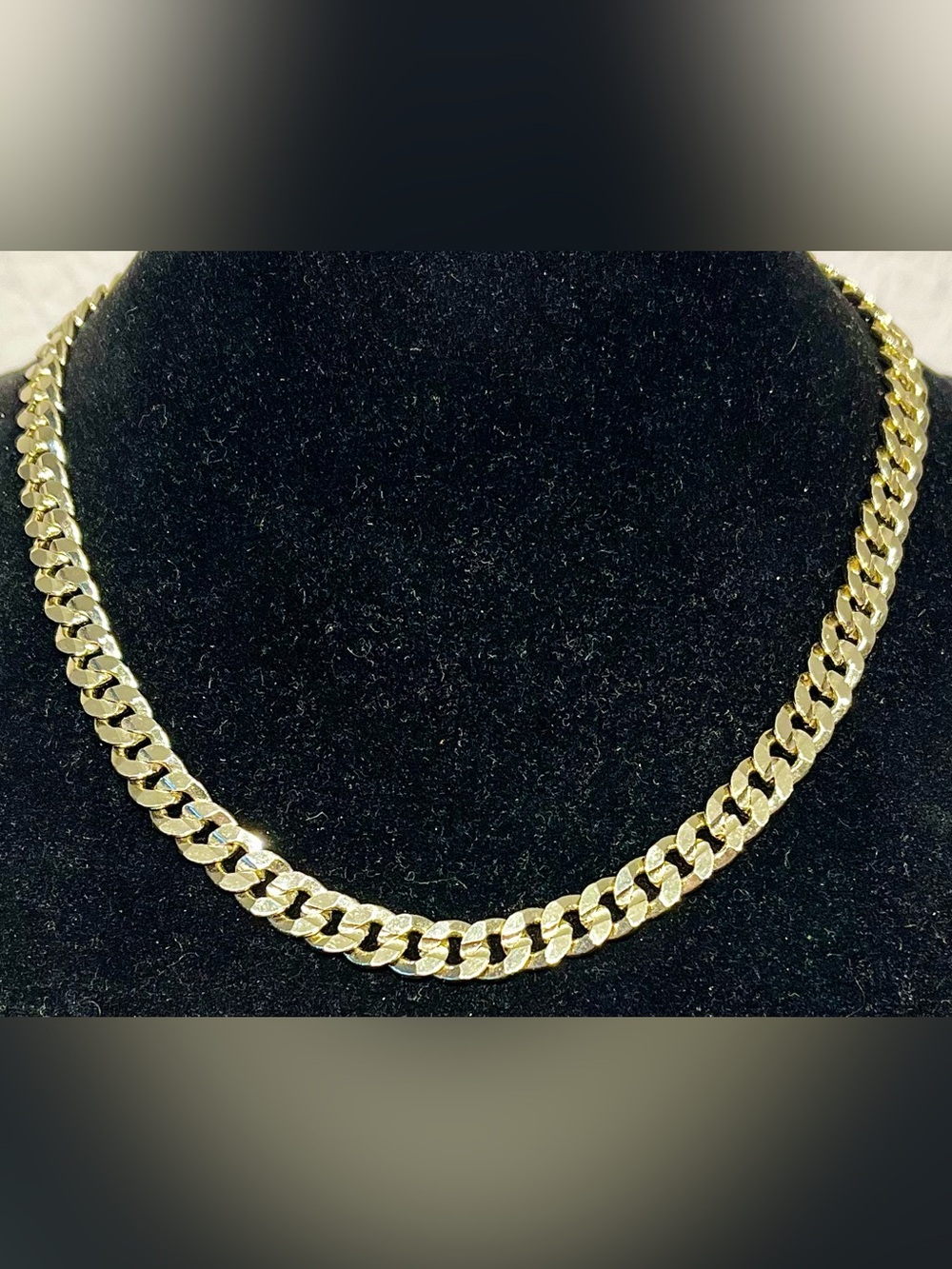 Evry Jewels Gold Cuban Link Necklace